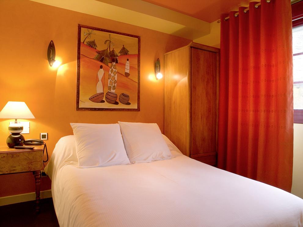Hotel La Cognette A 25 Kilometres De Chateauroux Et 30 Kilometres De Bourges Issoudun Bagian luar foto